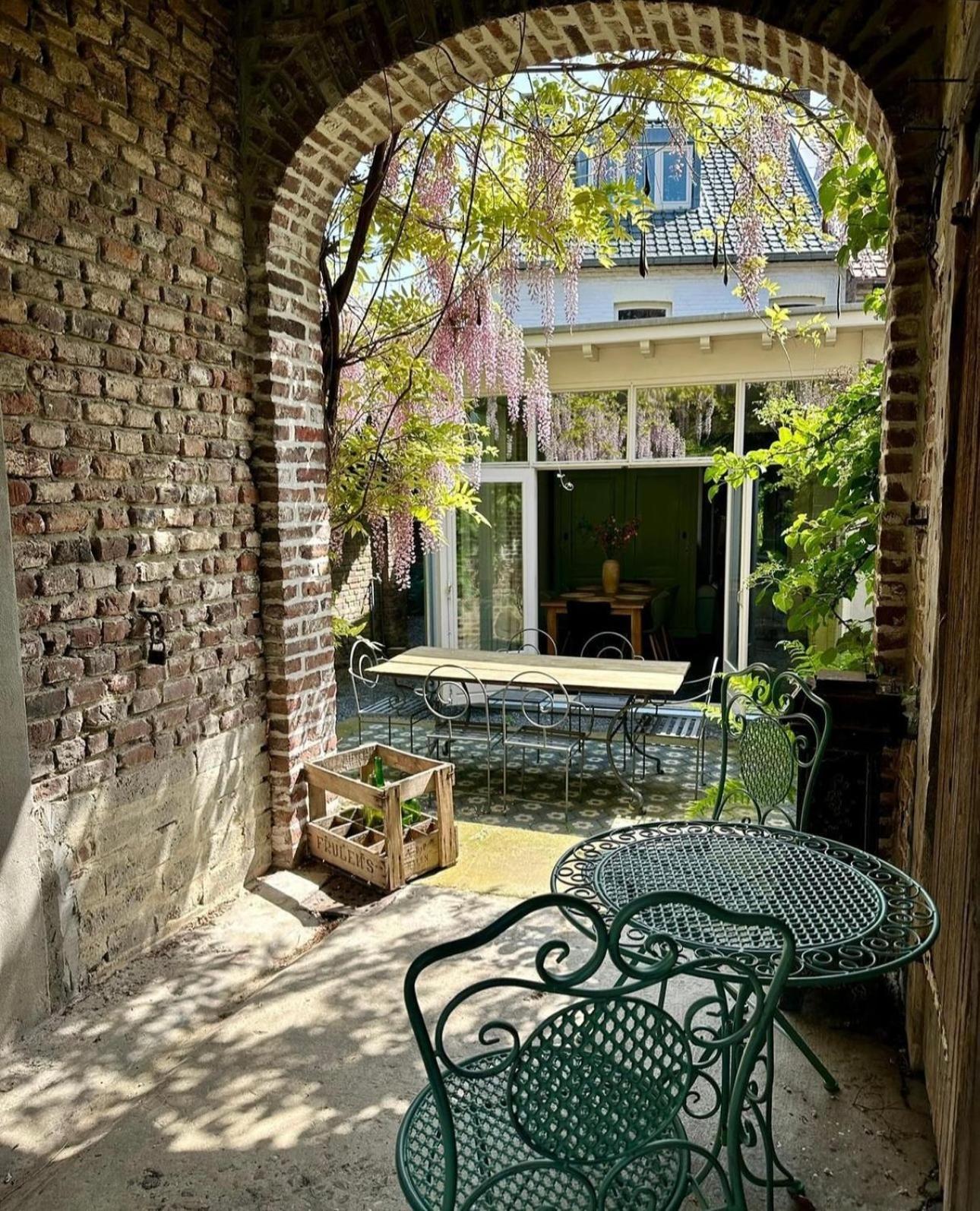 Maas - The French House * Lanaken